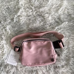 Lululemon Everywhere Belt Bag Pink
